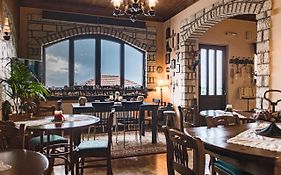 Semeli Guesthouse