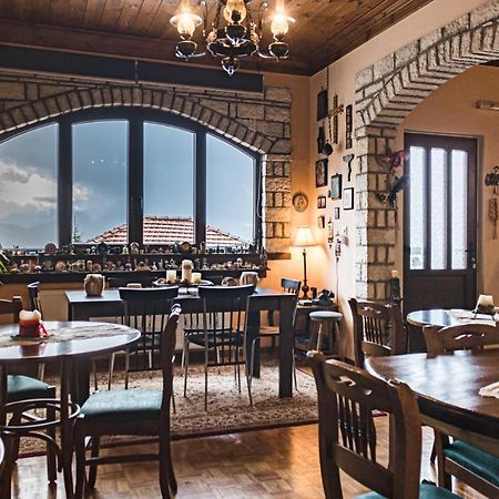 קרפניסיון Semeli Guesthouse מראה חיצוני תמונה