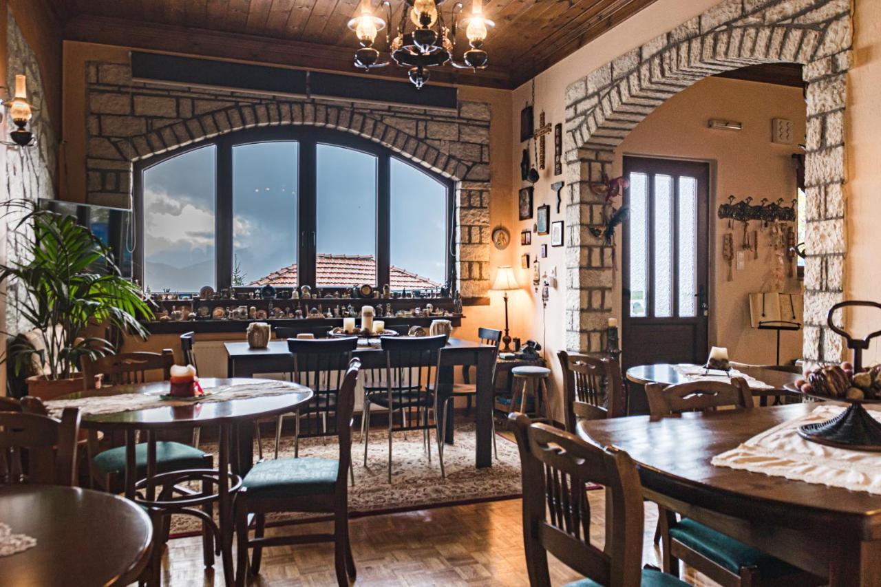 קרפניסיון Semeli Guesthouse מראה חיצוני תמונה