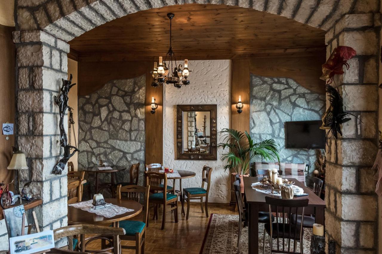 קרפניסיון Semeli Guesthouse מראה חיצוני תמונה