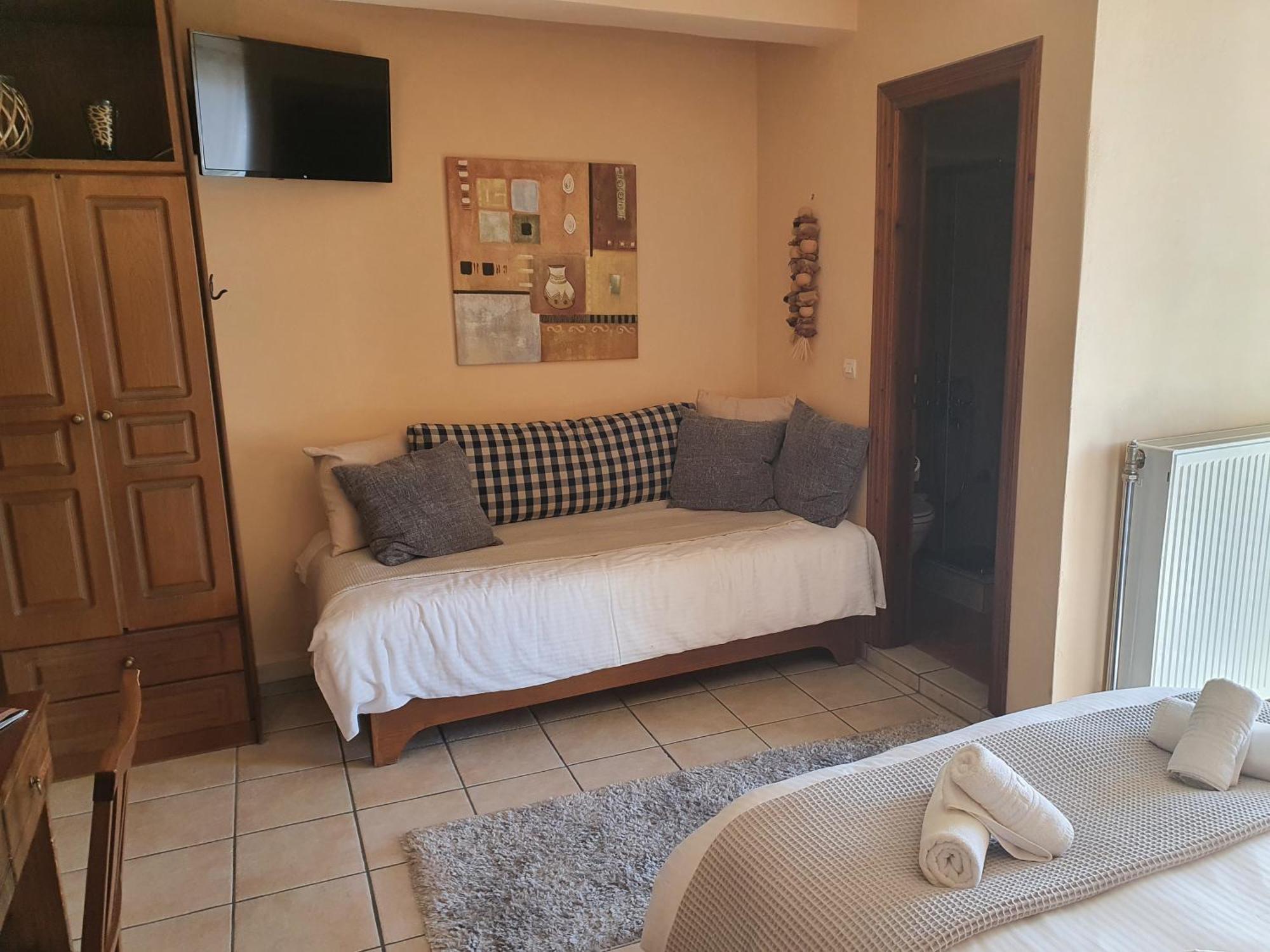 קרפניסיון Semeli Guesthouse מראה חיצוני תמונה
