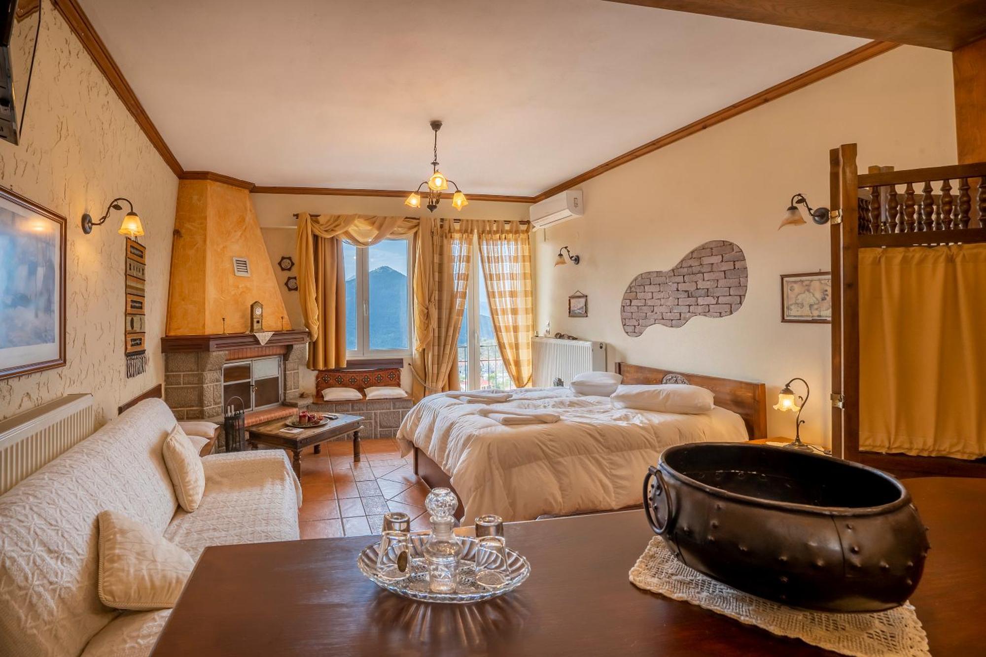 קרפניסיון Semeli Guesthouse מראה חיצוני תמונה