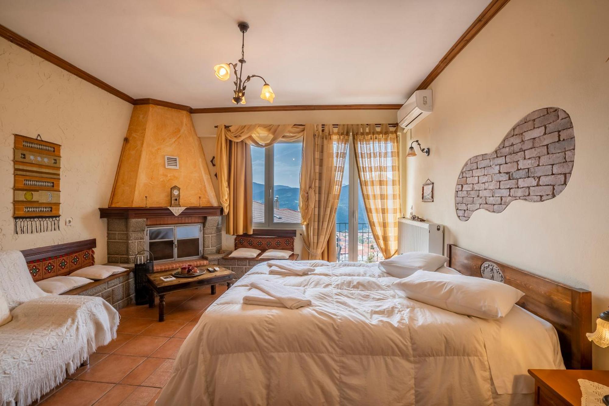 קרפניסיון Semeli Guesthouse מראה חיצוני תמונה