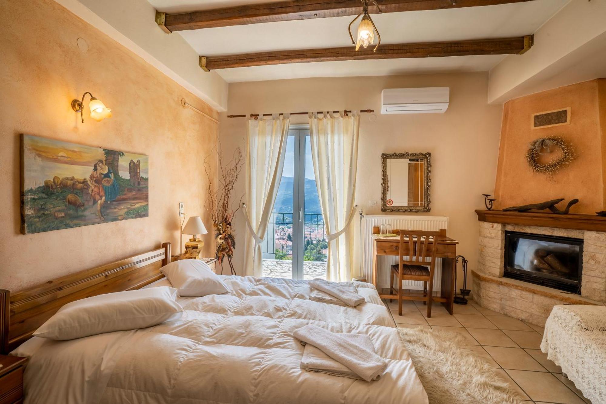 קרפניסיון Semeli Guesthouse מראה חיצוני תמונה