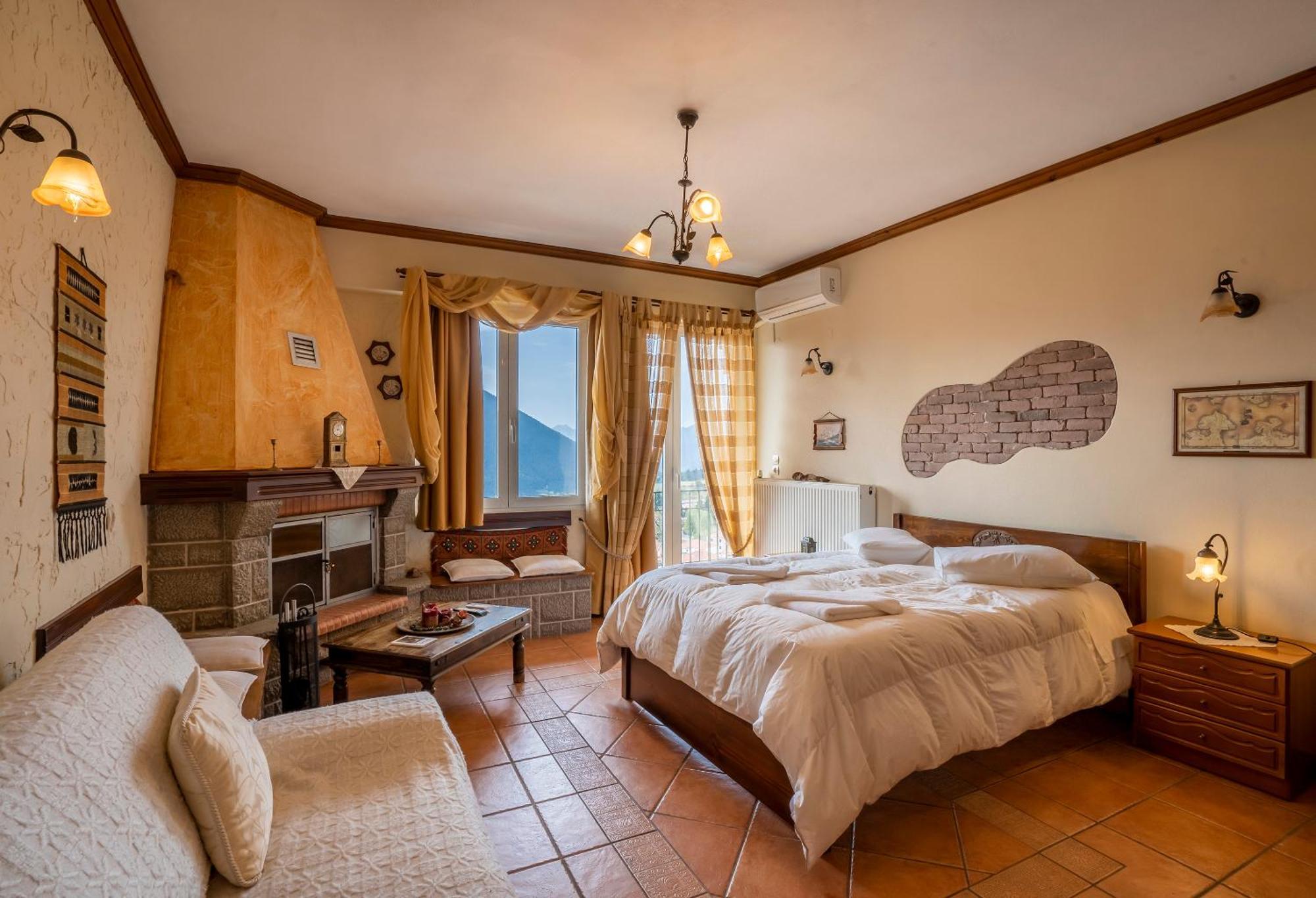 קרפניסיון Semeli Guesthouse מראה חיצוני תמונה
