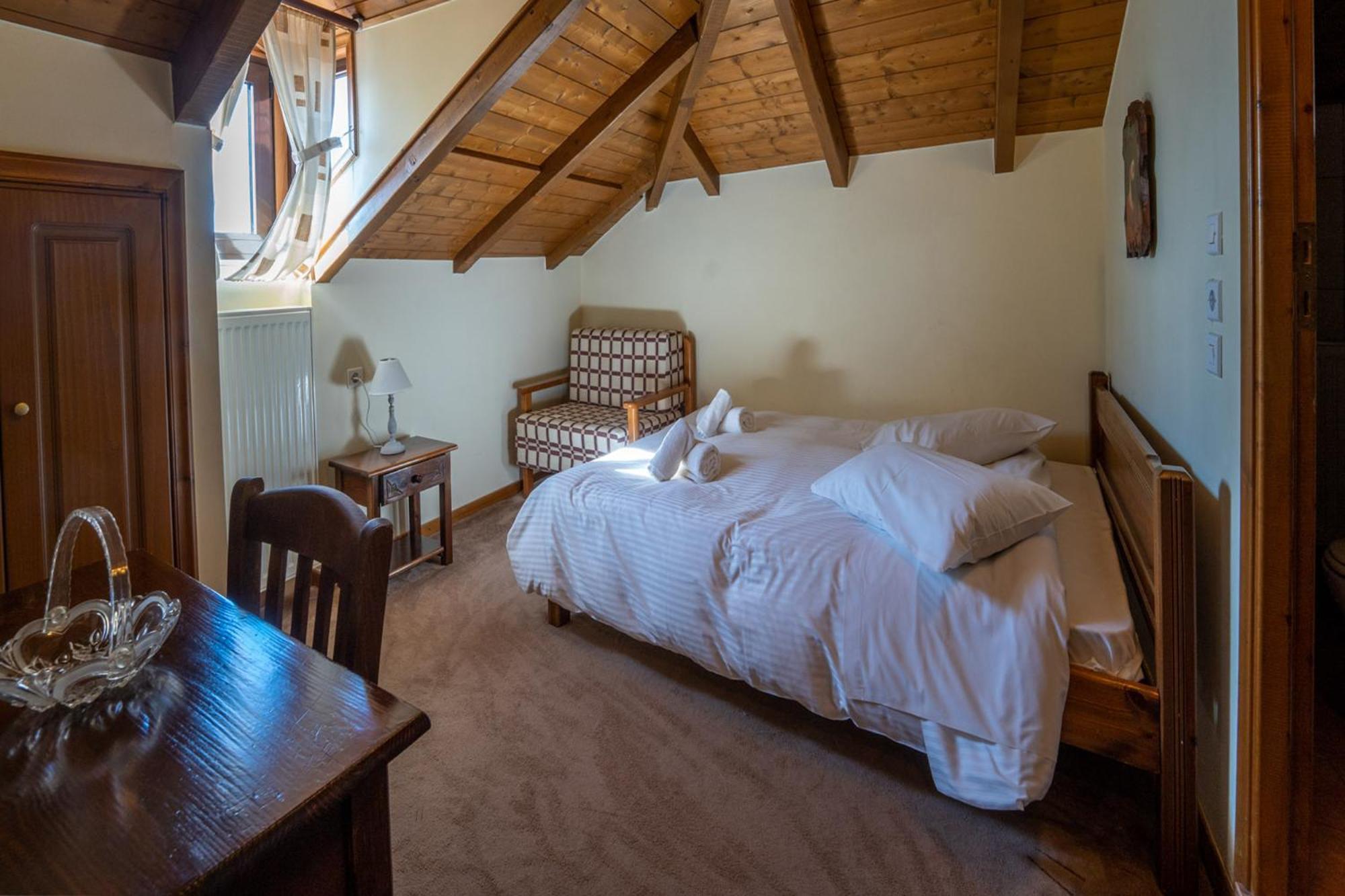 קרפניסיון Semeli Guesthouse מראה חיצוני תמונה