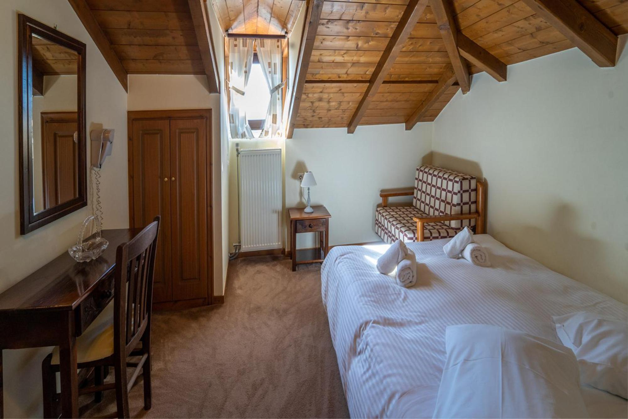 קרפניסיון Semeli Guesthouse מראה חיצוני תמונה